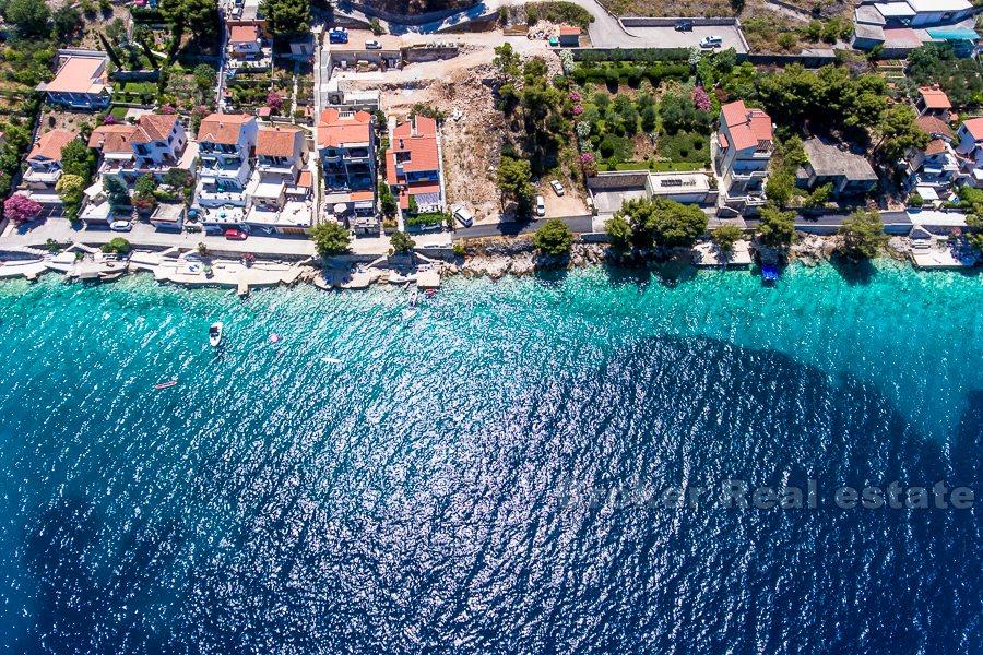 Large building land plot by the sea, for sale