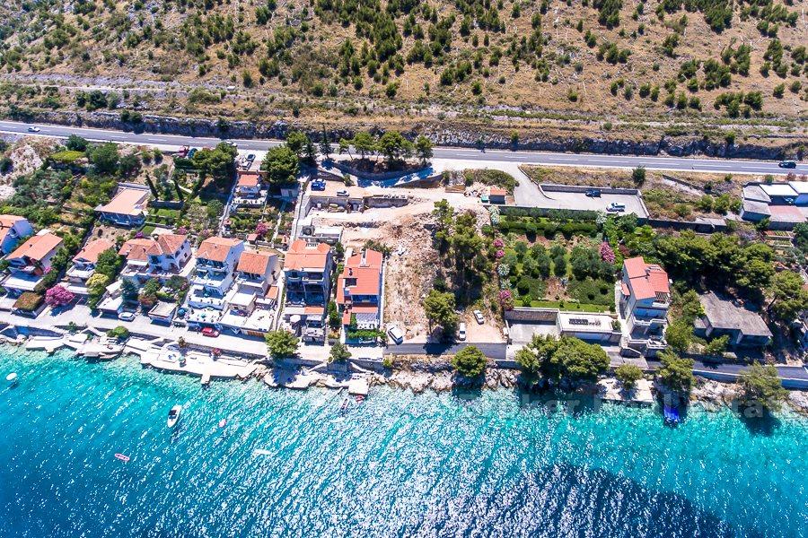 Large building land plot by the sea, for sale