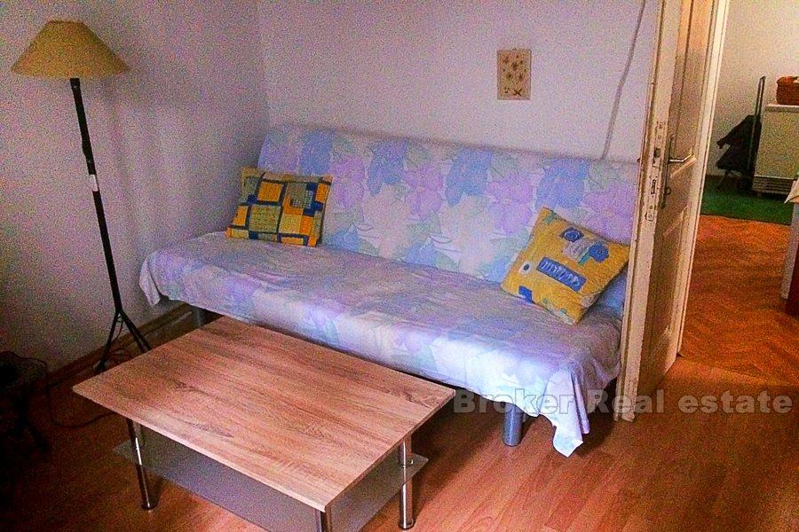 Apartment with the sea view, for renovation