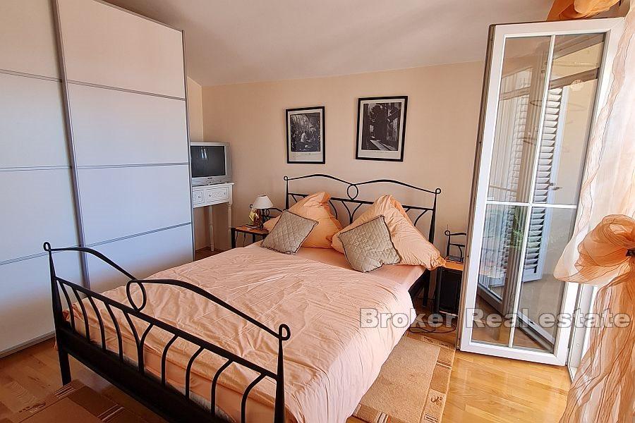 Enebolig med havutsikt, til salgs