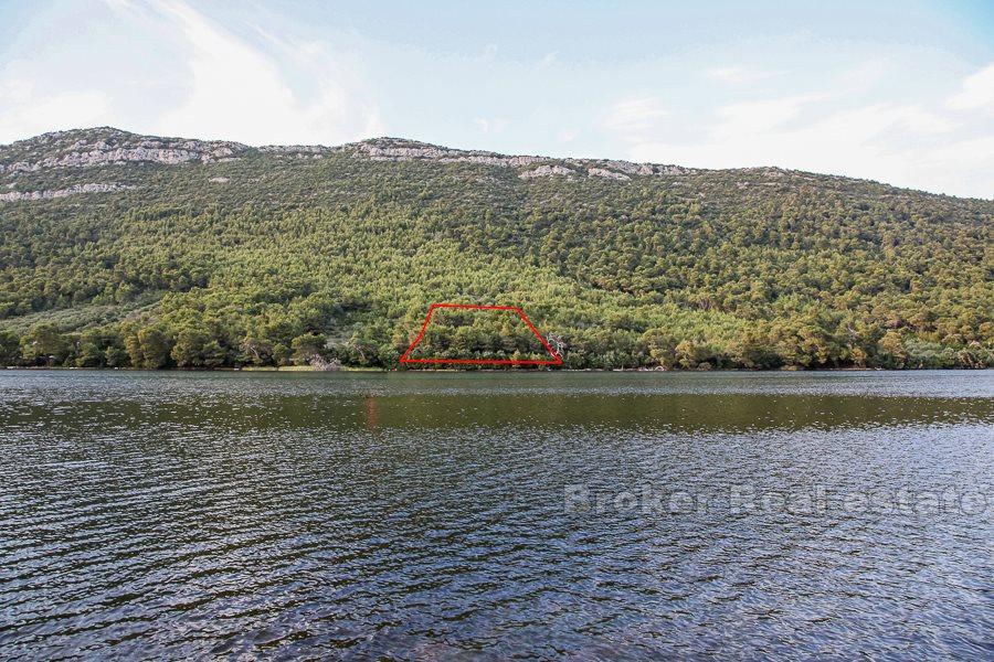 Building land plot by the sea, for sale
