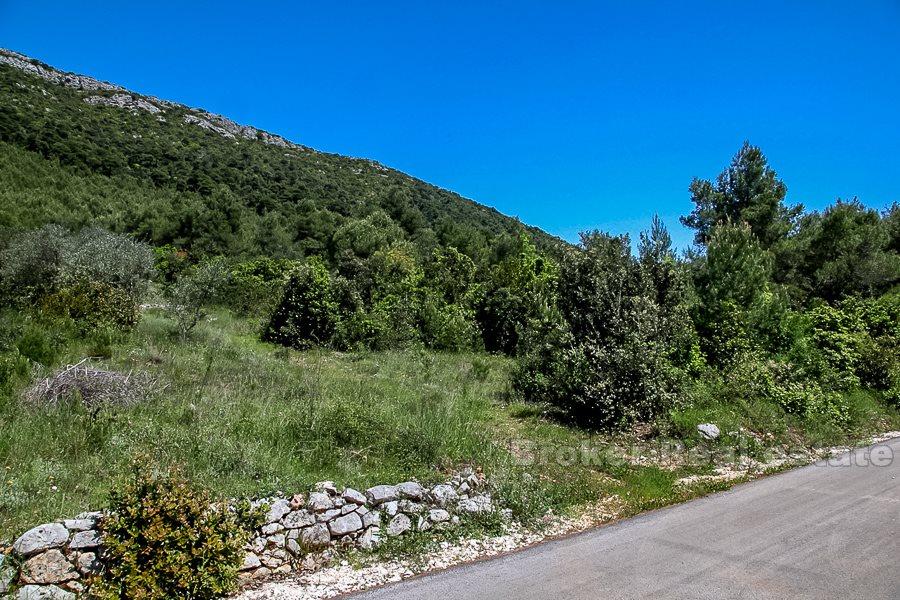 Building land plot by the sea, for sale