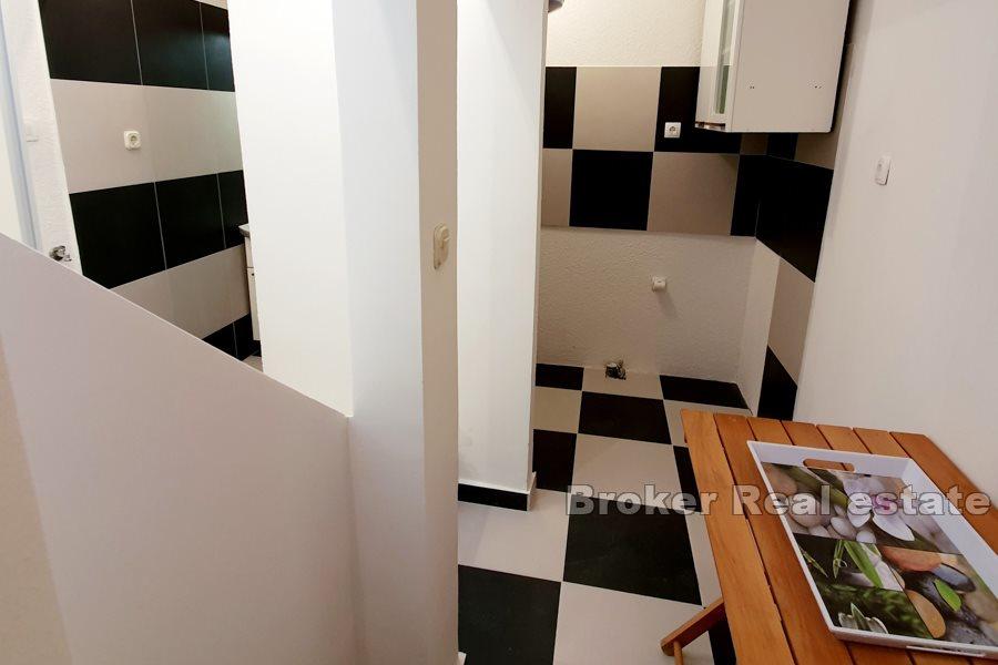 Meje, mieszkanie - powierzchnia biurowa