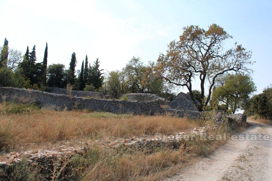 Строительный участок 649 м2