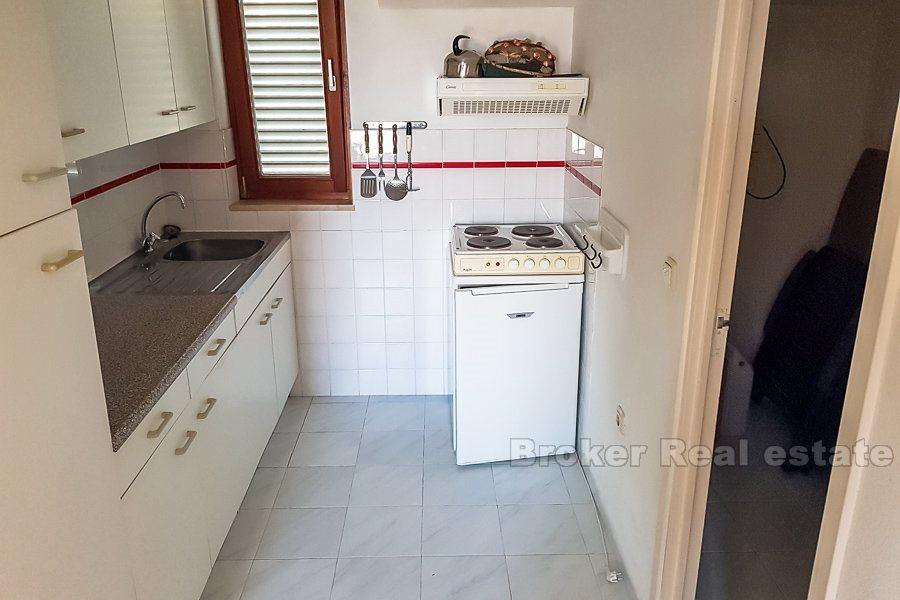 Charming house with pool, for sale