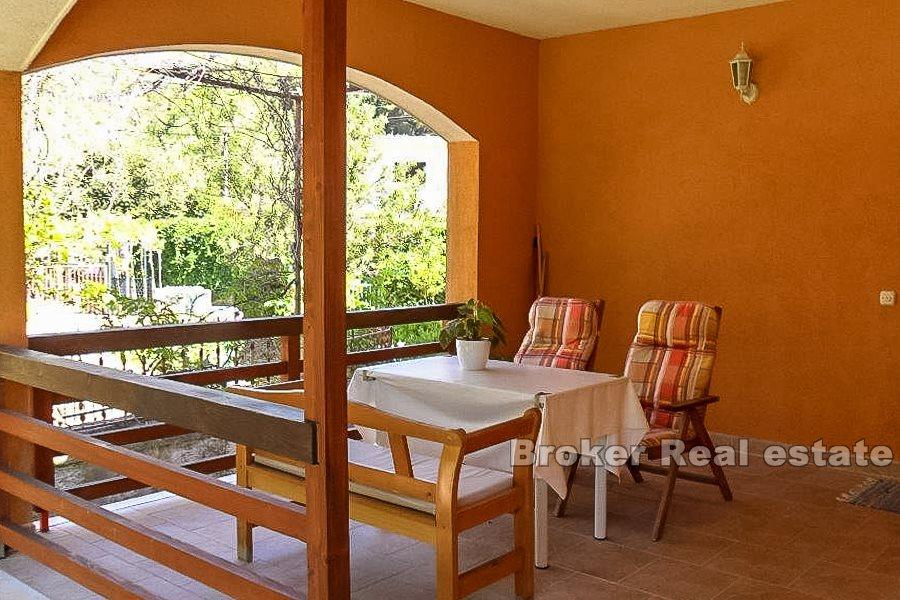 Detached house with a nice garden, for sale