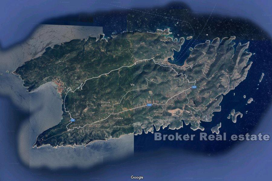 Jordbruksmark vid havet, till salu