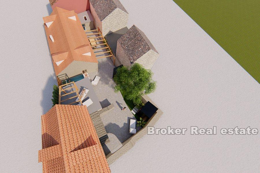 Due case in pietra in vendita