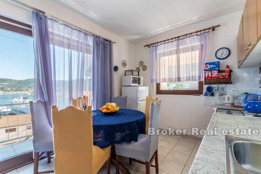 Mieszkanie dwupoziomowe z widokiem na morze, na sprzedaż