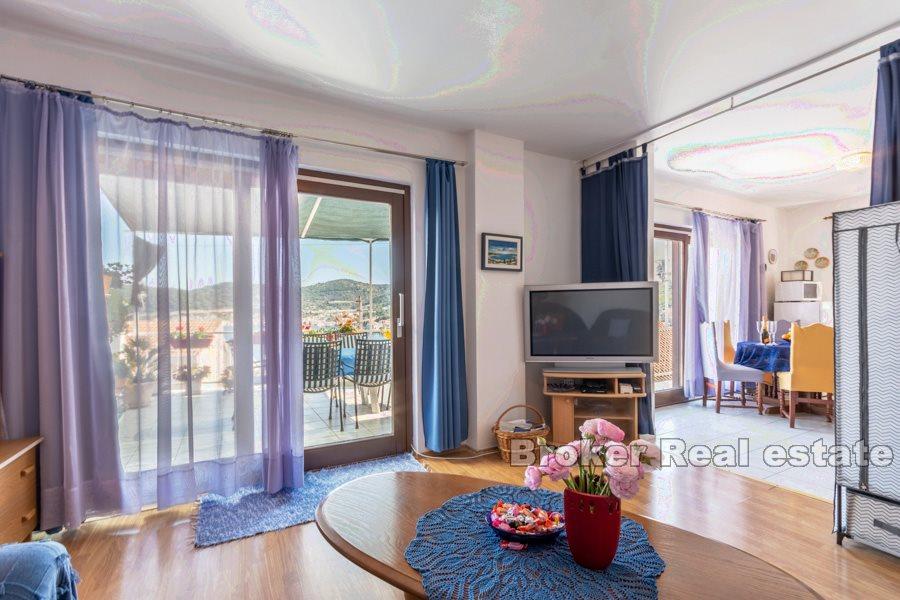 Mieszkanie dwupoziomowe z widokiem na morze, na sprzedaż