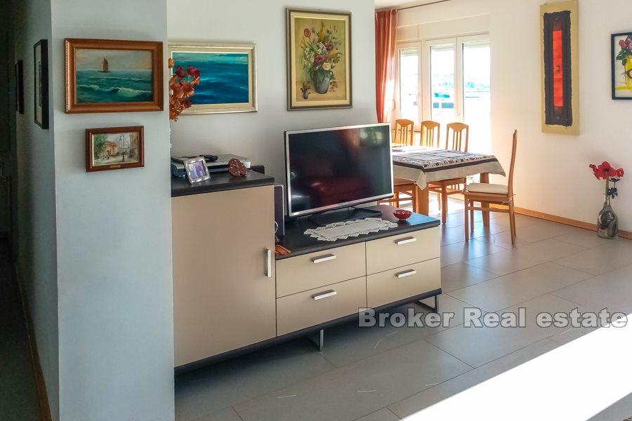 Luksusowy apartament z widokiem na morze, Meje
