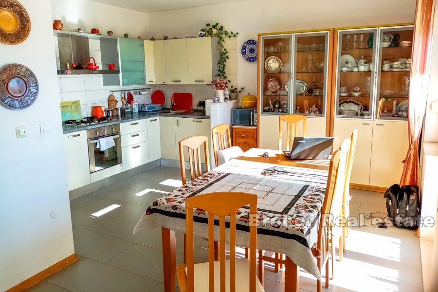 Luxury apartment with sea view, Meje