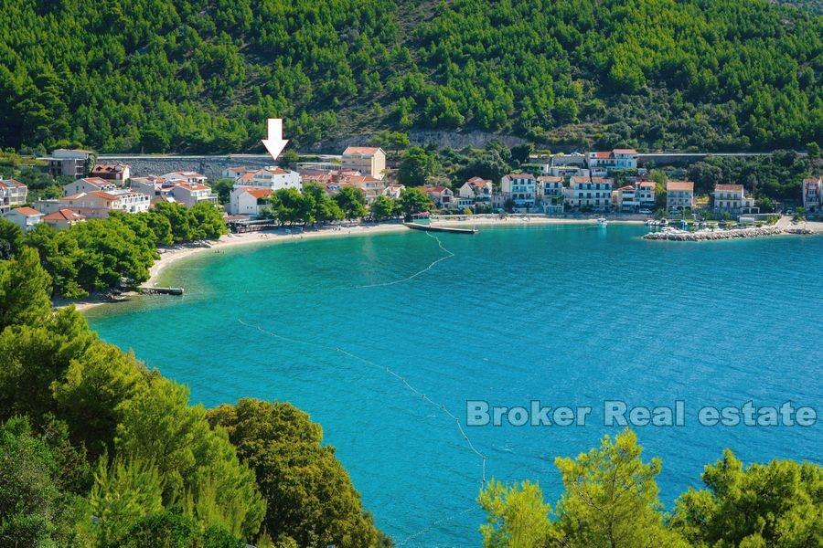 Drvenik, uroczy dom apartamentowy z widokiem na morze