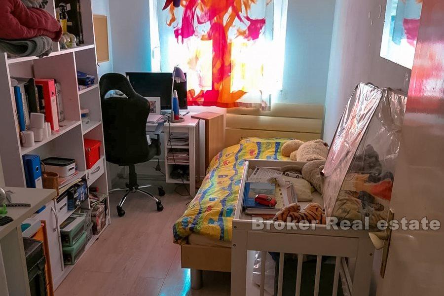 Wygodny apartament z dwiema sypialniami