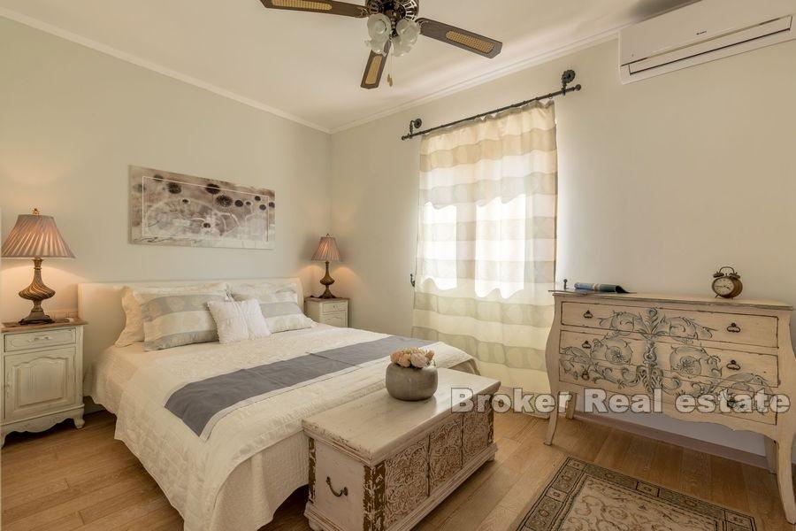 Dům v řadě, druhá linie od moře