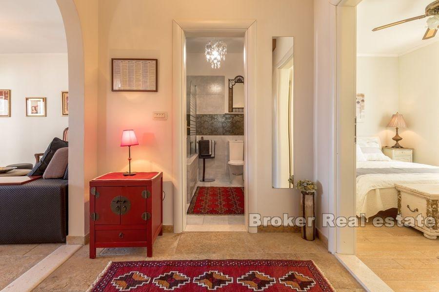 Dům v řadě, druhá linie od moře