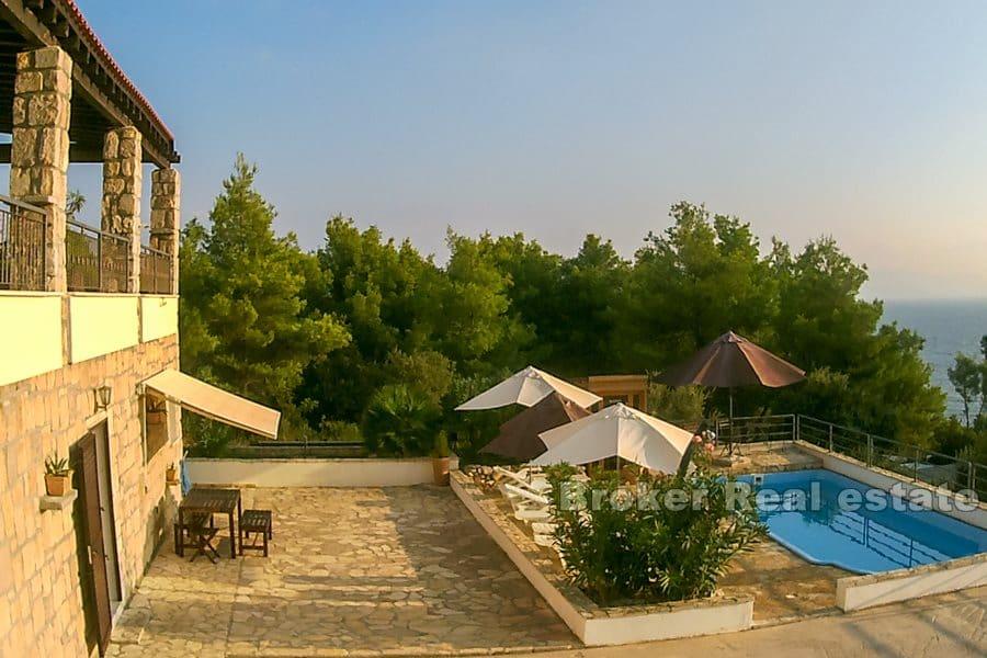 Palazzina con vista mare