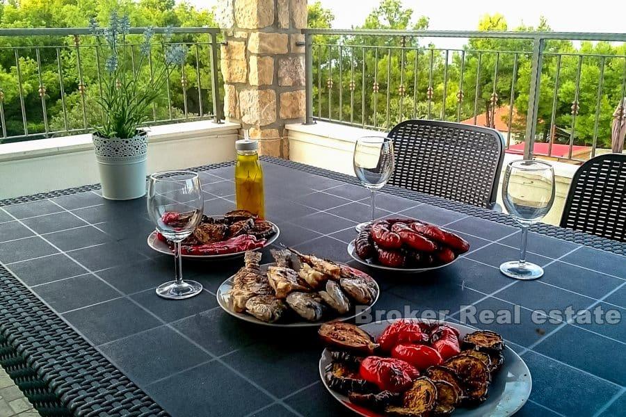 Palazzina con vista mare