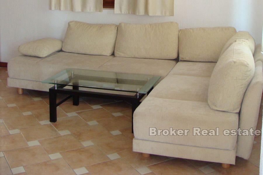 Mały hotel nad morzem