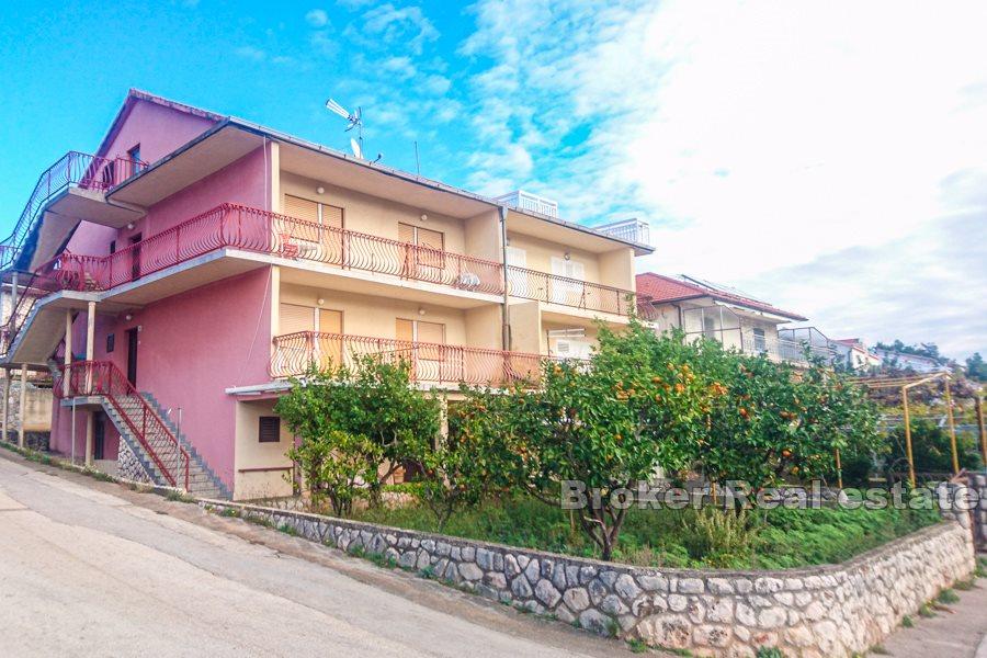 Apartment in a house near the sea
