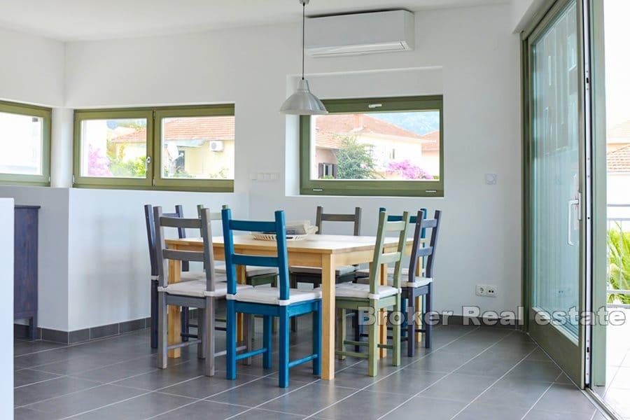 Apartmánový dům s výhledem na moře