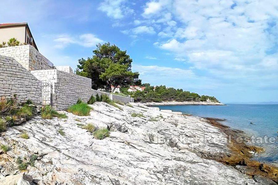 Novouređen dvosoban apartman s pogledom na more