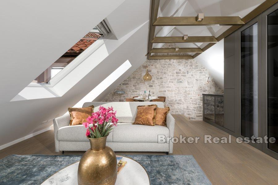 Luxury one bedroom apartment in the Palace