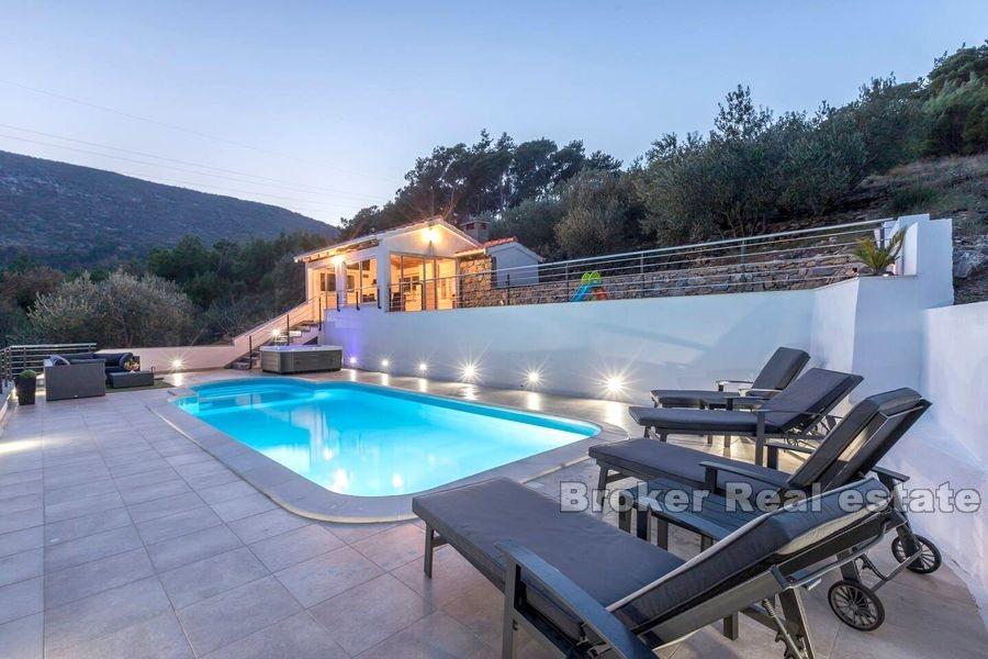 Newly built villa with pool