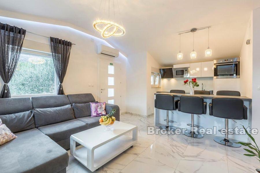 Newly built villa with pool