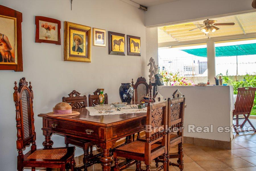 Komfortabel sydvendt leilighet