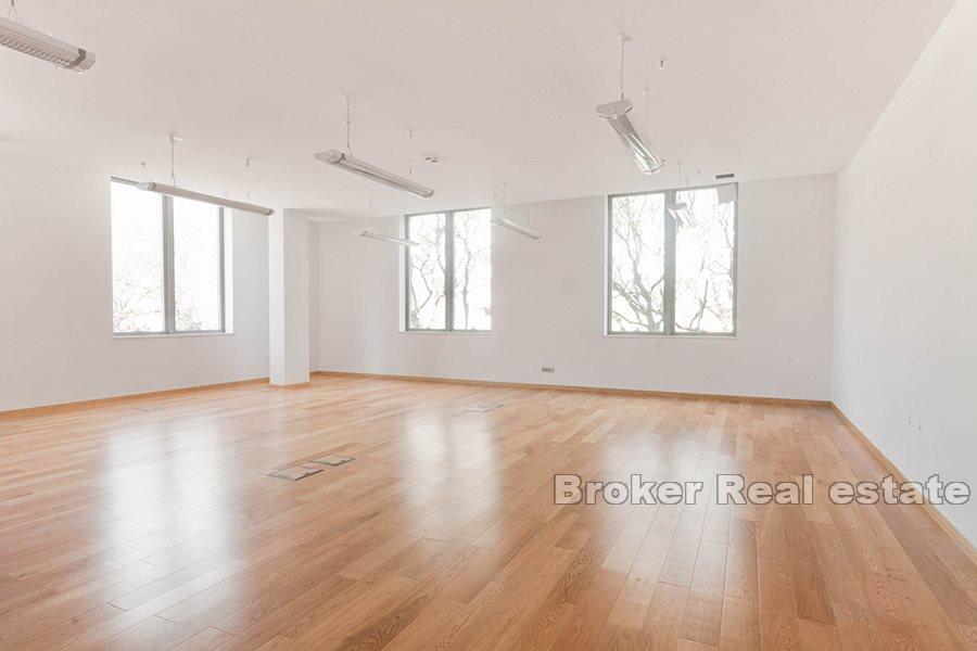 Molteplici spazi per uffici attraenti a Spalato