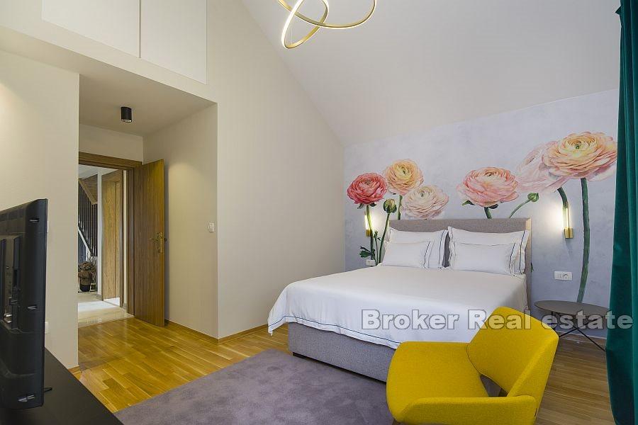 Vacker villa med panoramautsikt