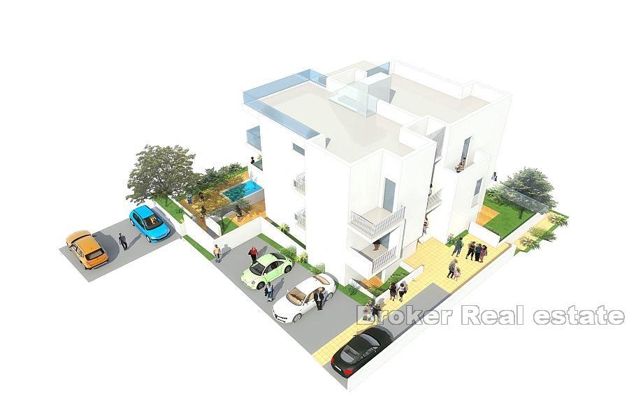 Apartment with pool and sea view