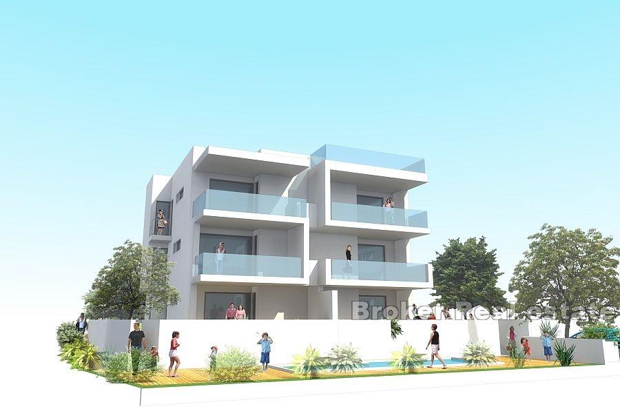 Квартира с бассейном и видом на море