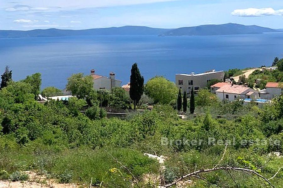 Building land with sea view