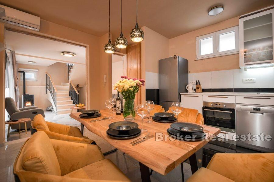 Duplex apartment with yard, Center