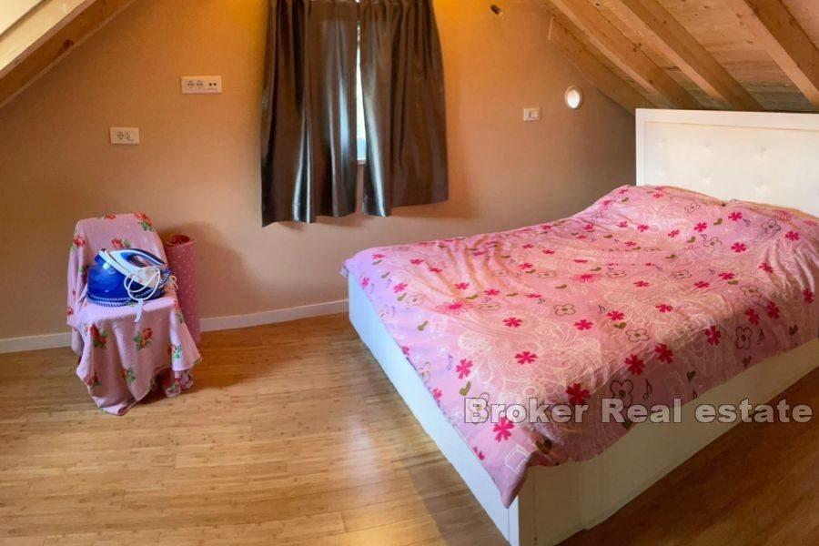 Apartament dwupoziomowy z widokiem na miasto, Centrum