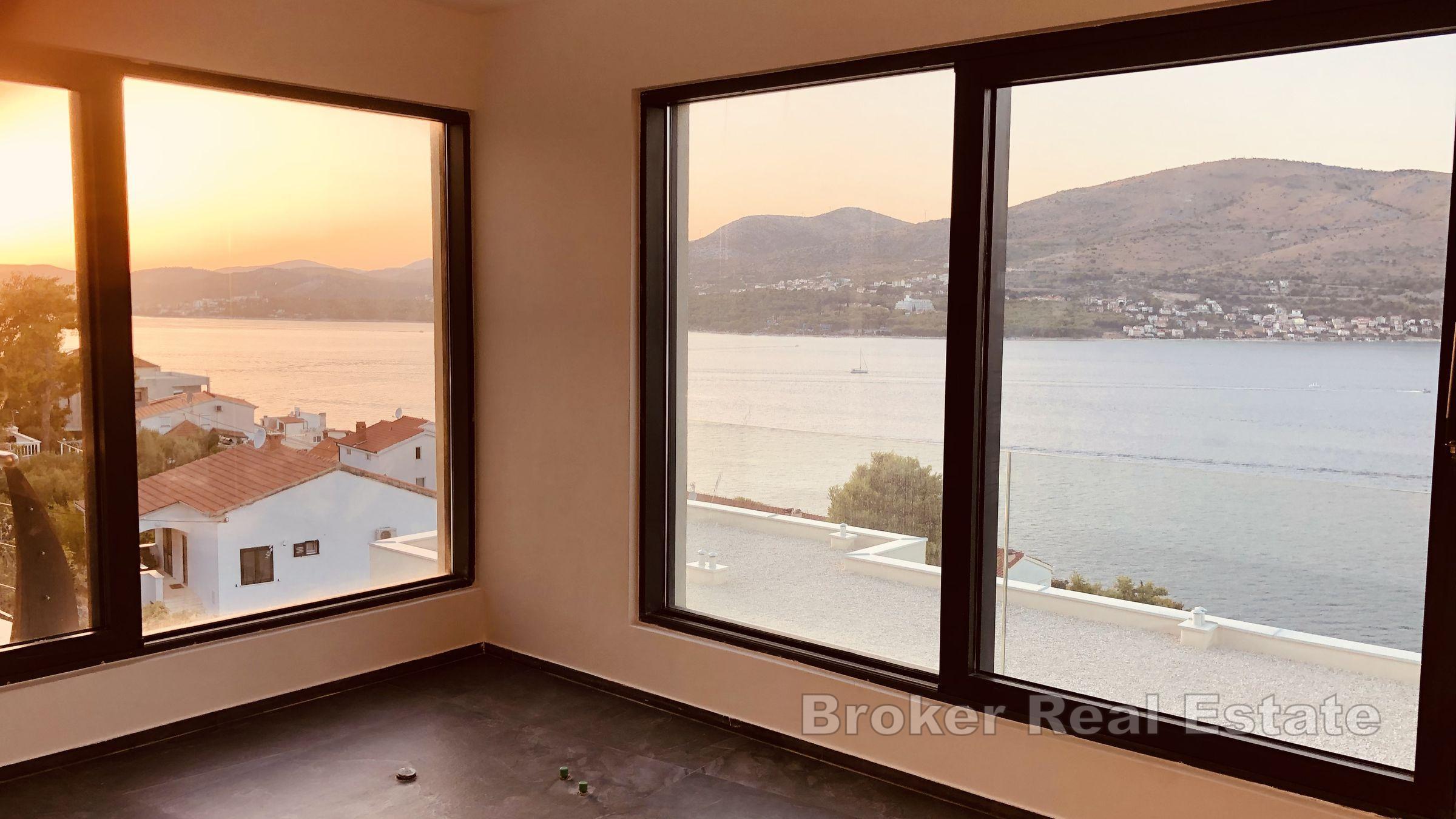 Nowoczesna willa z panoramicznym widokiem na morze