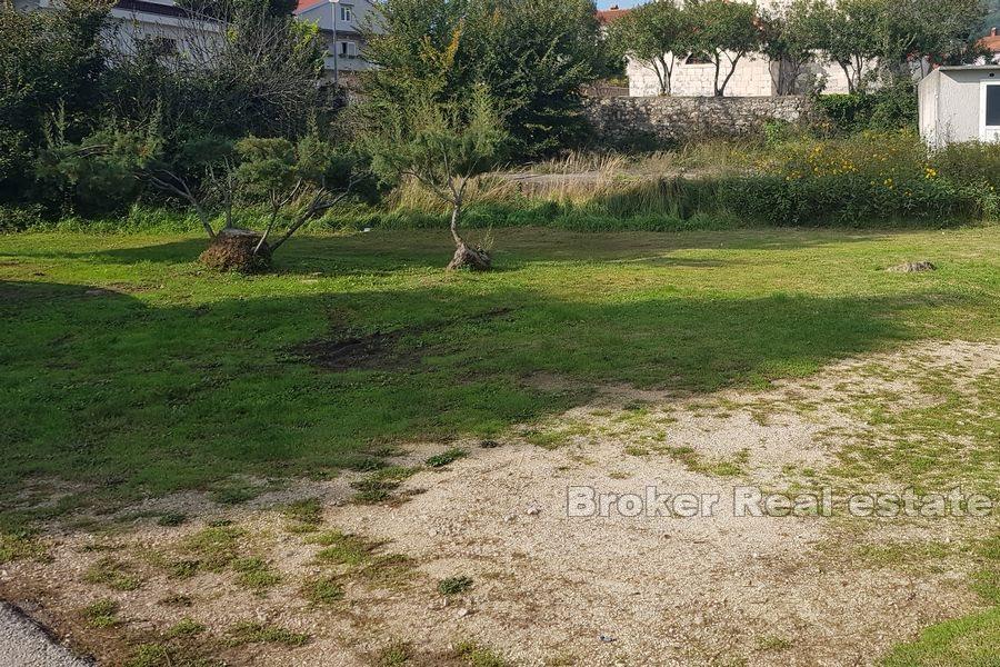 Земля под застройку, второй ряд от моря