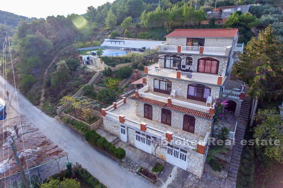 Apartment house with swimming pool