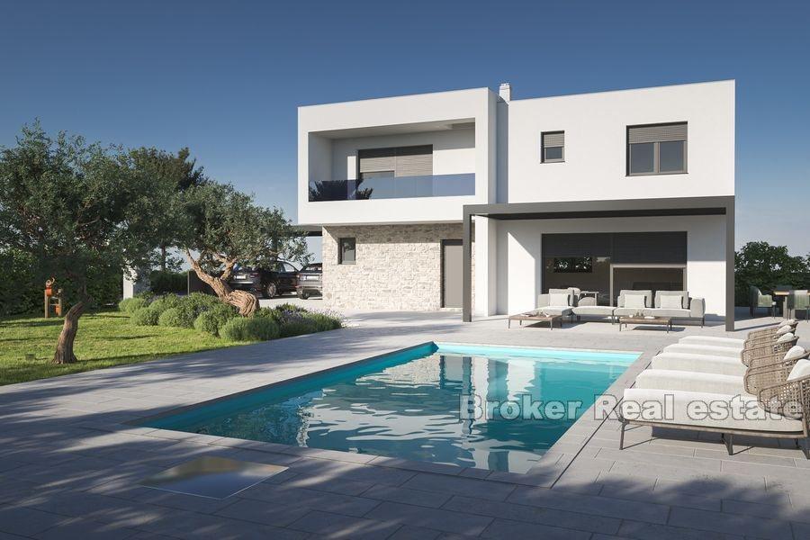 Haus mit Pool im Bau