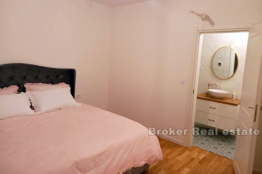 Dům s bazénem ve výstavbě