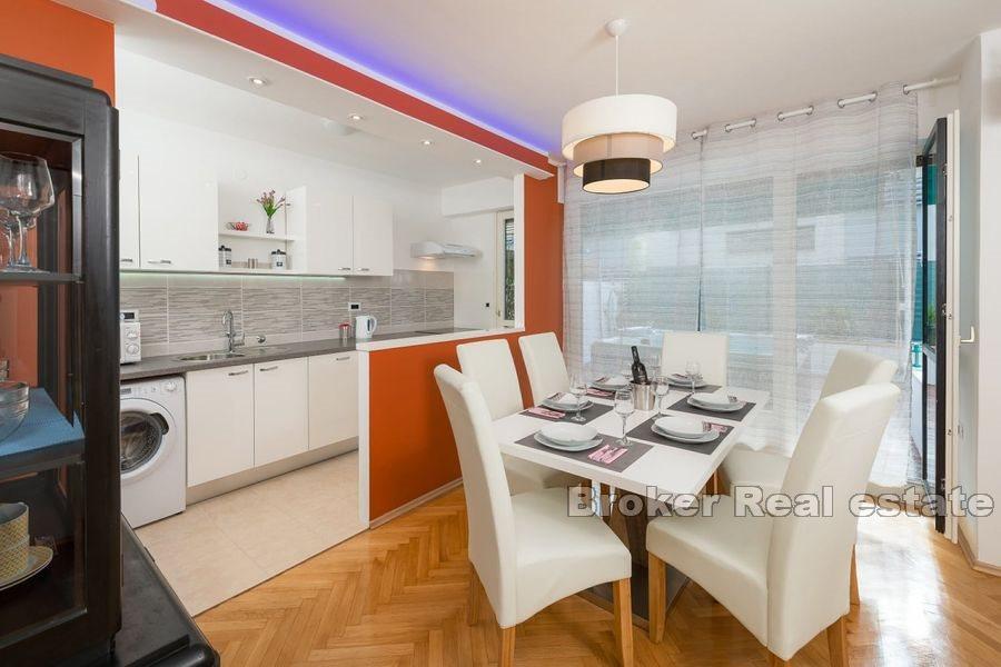 Trstenik, appartement duplex confortable avec terrasse