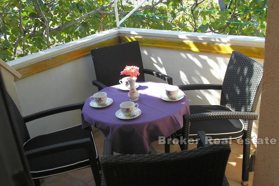 Apartmanska kuća 10m od mora