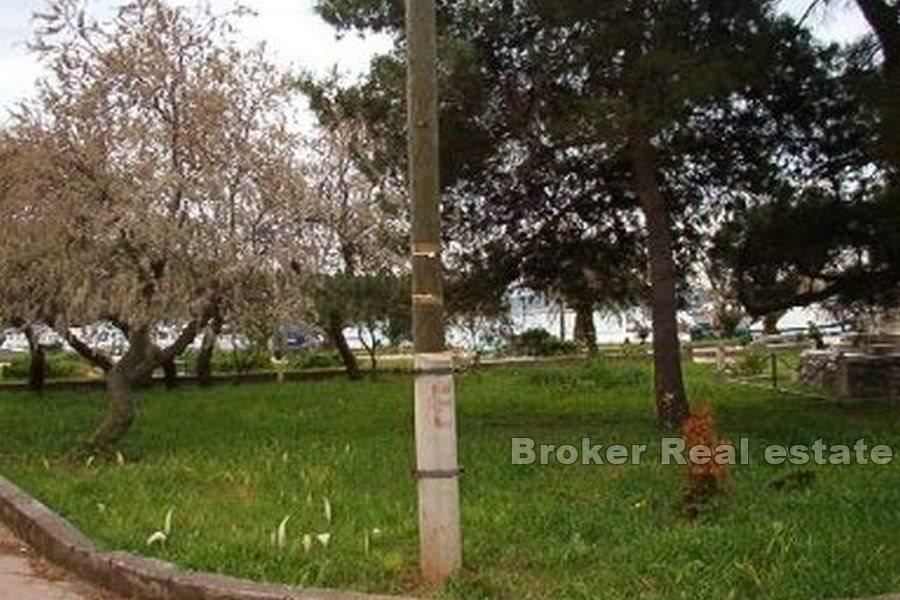 Terreno edificabile in centro, vicino al mare