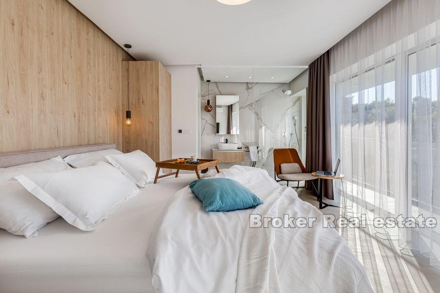 Newly built villa near the sea