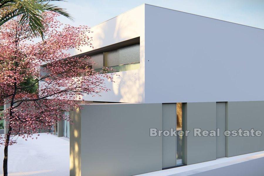 Neu gebaute Villa mit Pool