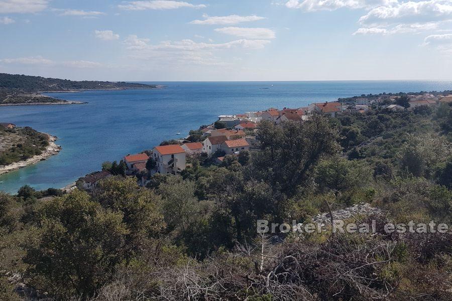 Building land with sea view