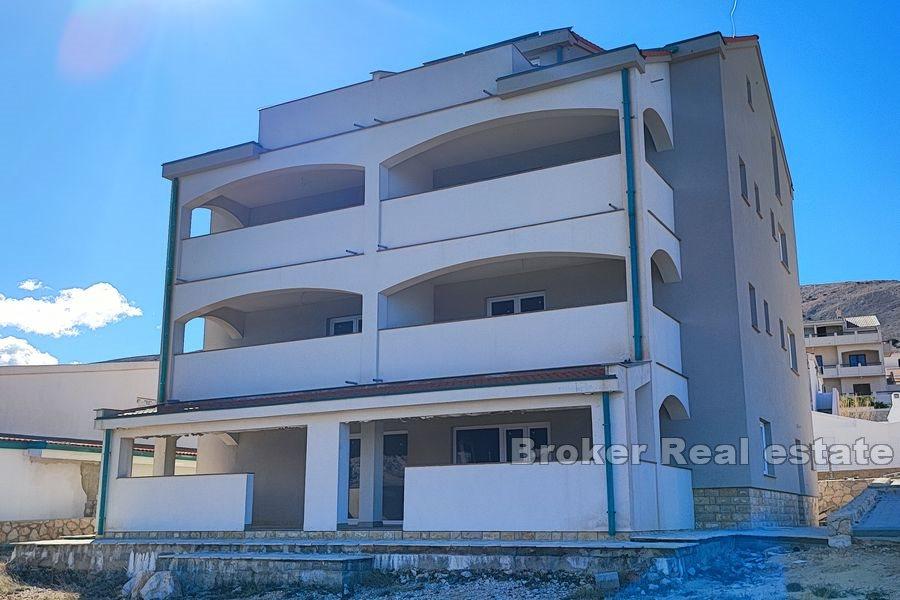 House in the first row to the sea