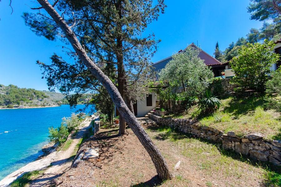 Maison jumelée, à vendre